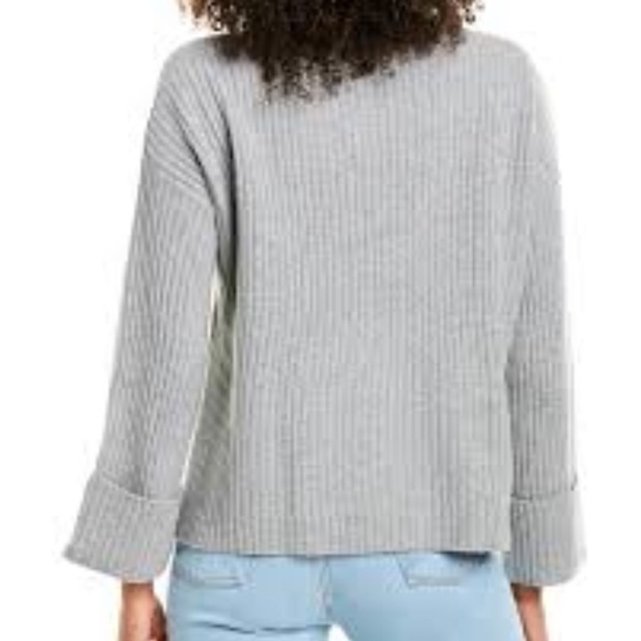 Revive Cashmere turtleneck sweater - Picture 2 of 6